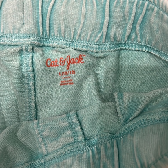 Cat & Jack Sweatsuit - Picture 6 of 8